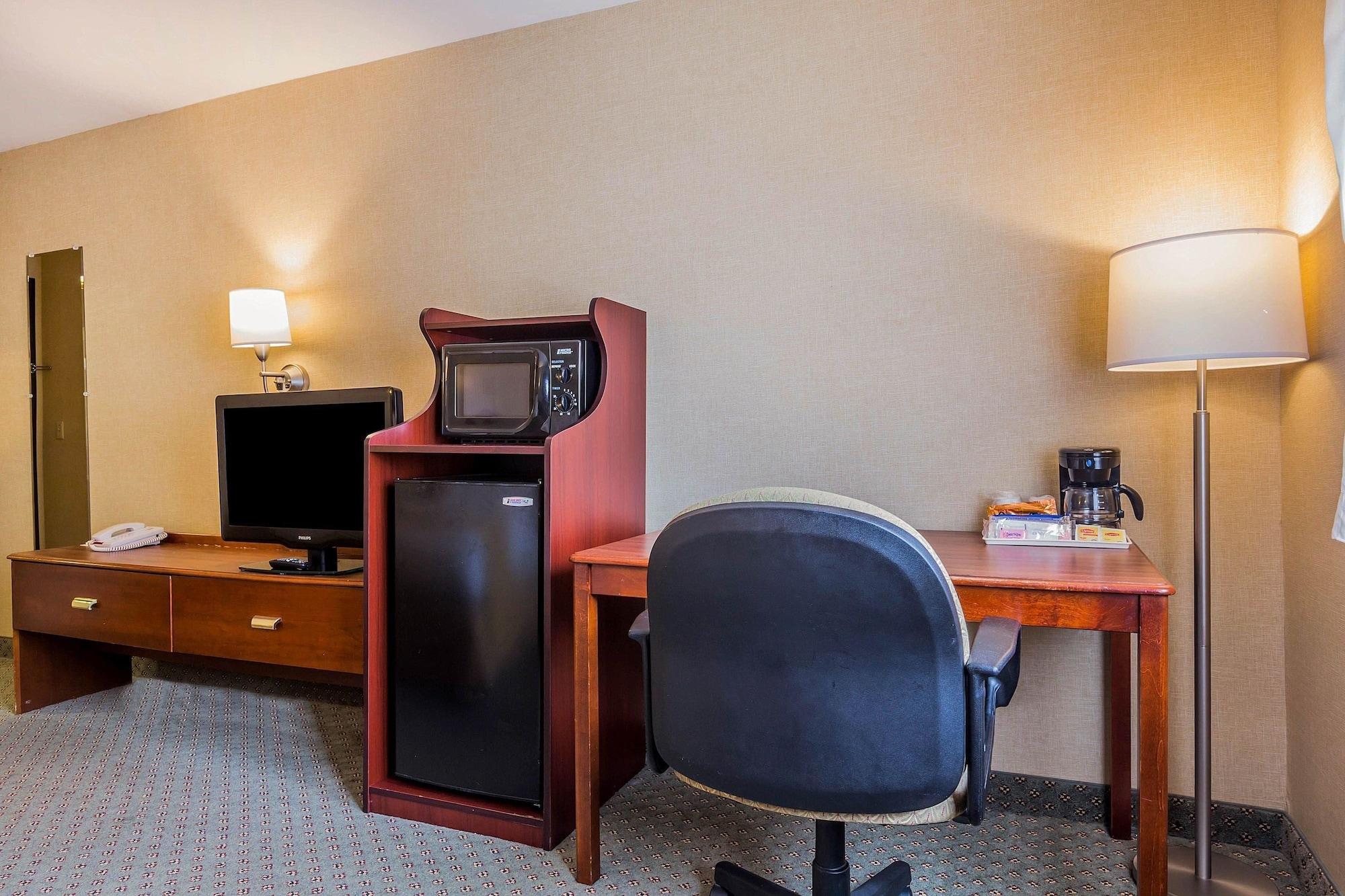 Quality Inn Hyde Park Poughkeepsie North Екстериор снимка