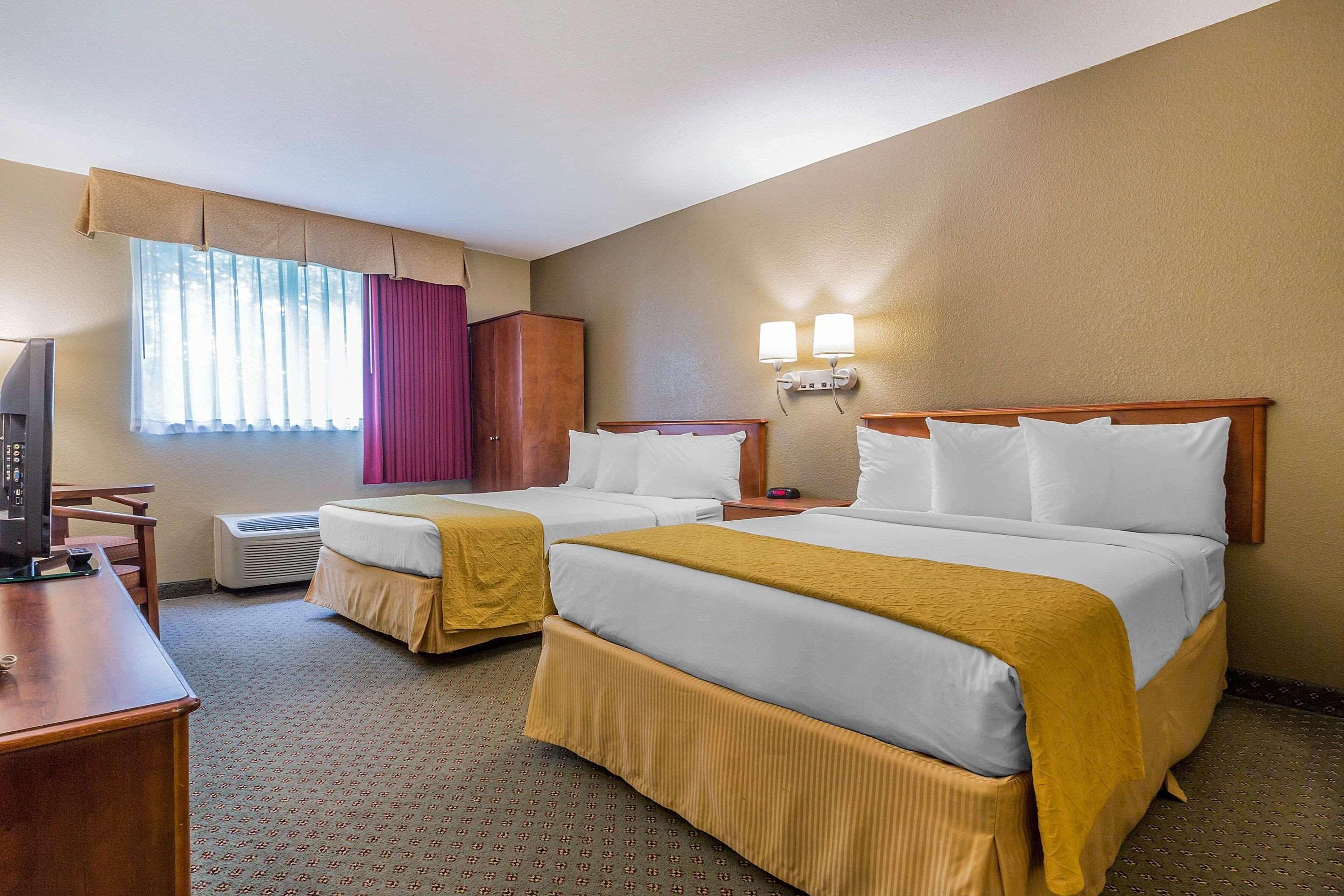 Quality Inn Hyde Park Poughkeepsie North Екстериор снимка