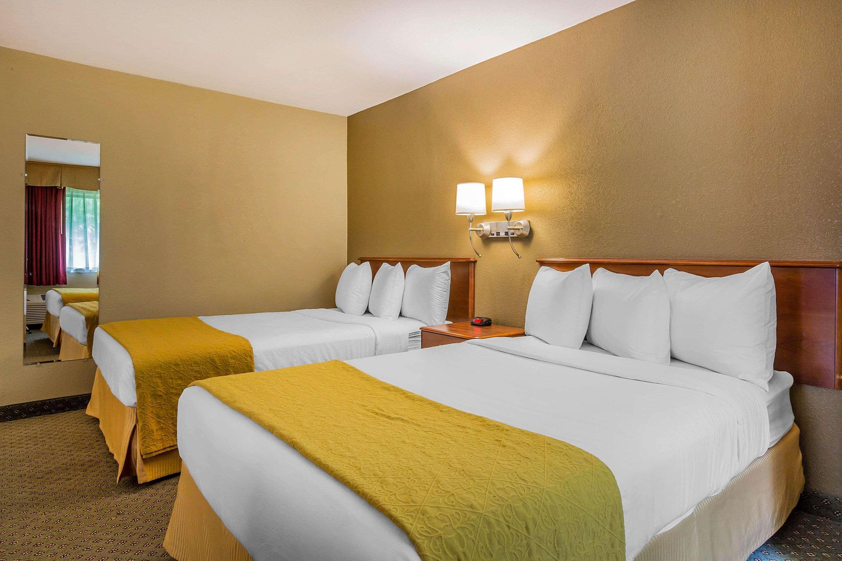 Quality Inn Hyde Park Poughkeepsie North Екстериор снимка