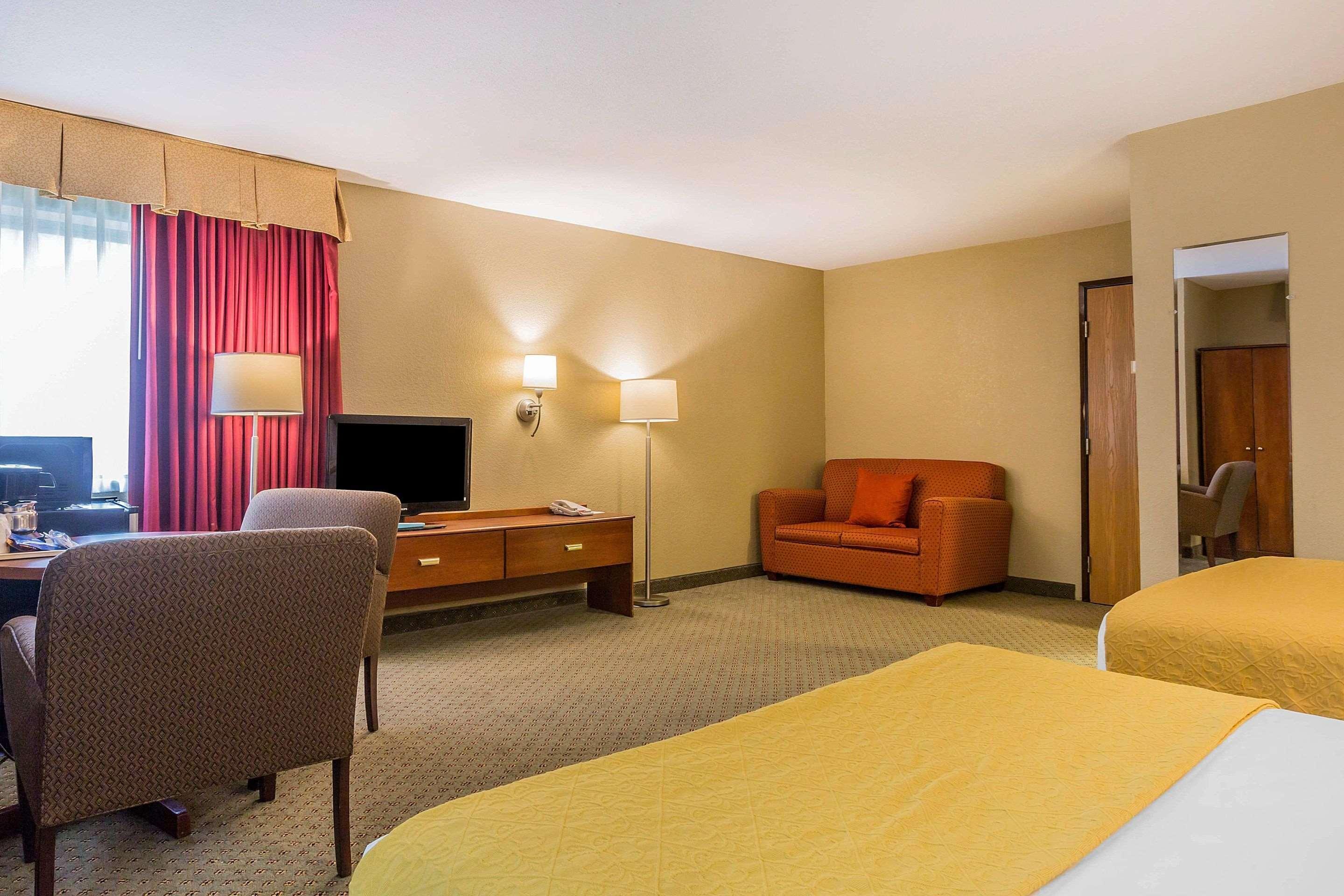 Quality Inn Hyde Park Poughkeepsie North Екстериор снимка