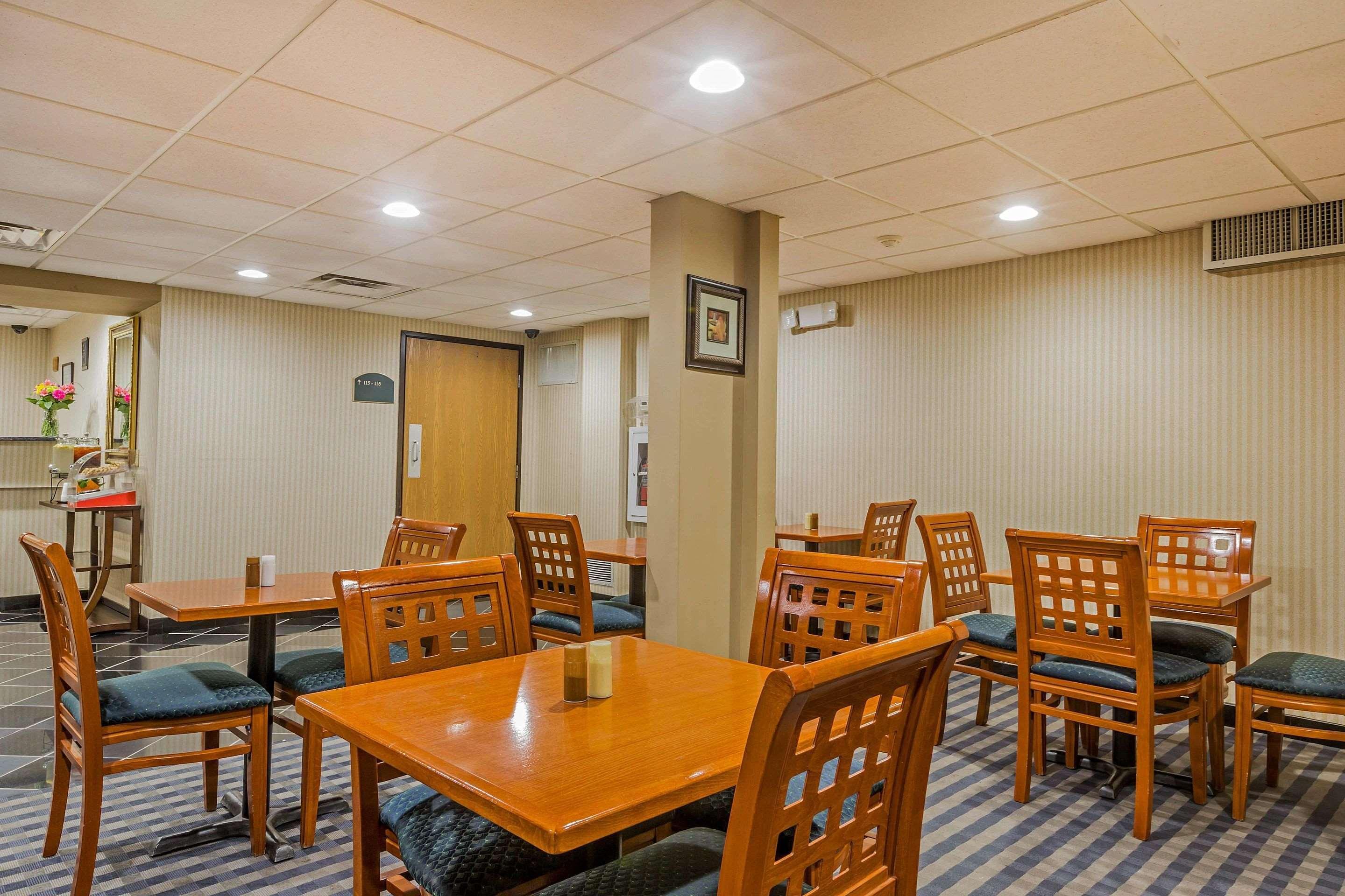 Quality Inn Hyde Park Poughkeepsie North Екстериор снимка