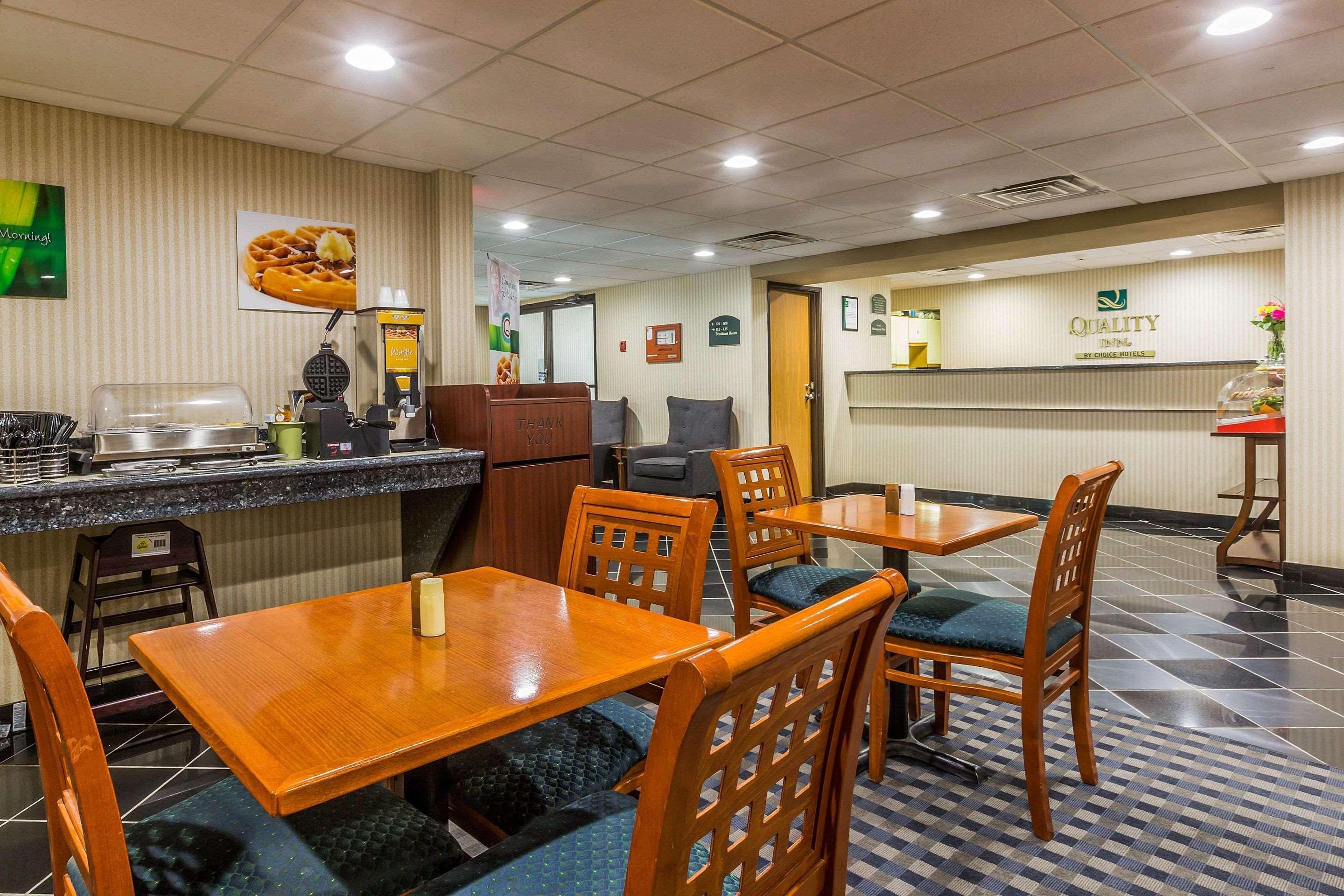 Quality Inn Hyde Park Poughkeepsie North Екстериор снимка